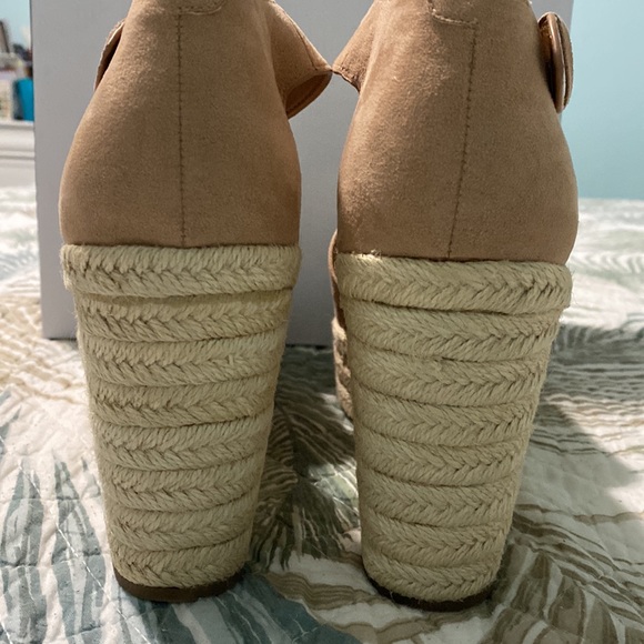 NINE WEST ADELL2 9.5 - Picture 2 of 9